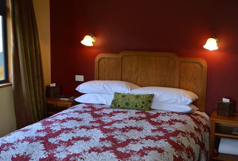 Kapitea Lodge Awatuna ภายนอก รูปภาพ